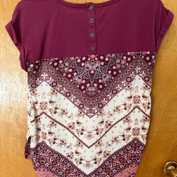 Rewind Red and White Asymmetrical Graphic Blouse Cap Sleeve - Picture 2 of 3